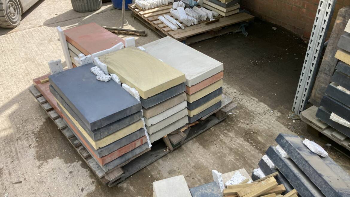 FLAT-600X300-CLEARANCE.jpg